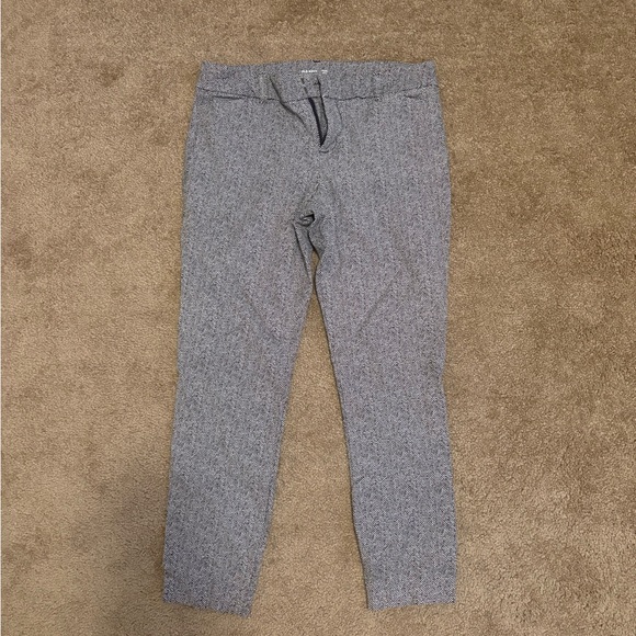 Old Navy Pants - Old Navy Women's Patterned Pixie Pants